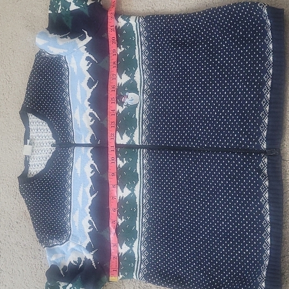 Northern Reflections  V-neck Cardigan Sweater in Blue, green, white mix size M - Picture 12 of 15
